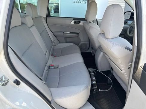Used 2012 Subaru Forester 2.5X w/ Popular Pkg 2 AWD/4WD image 7