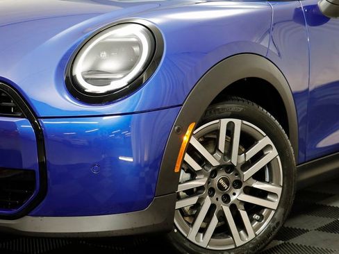 New 2026 MINI Cooper 2-Door Hardtop FWD image 4