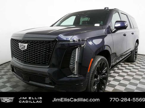 Used 2026 Cadillac Escalade ESV Platinum Sport AWD/4WD image 31