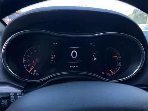 Used 2021 Jeep Grand Cherokee Limited image 11