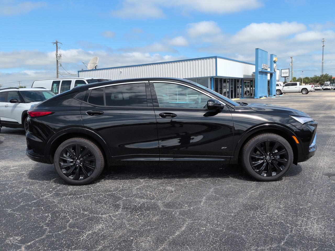 New 2026 Buick Envista Sport Touring w/ Convenience I Package FWD image 3