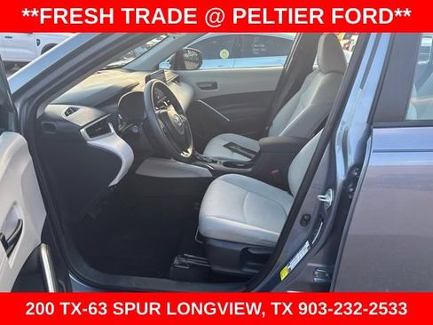 Used 2022 Toyota Corolla Cross L FWD image 6