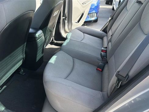 Used 2013 Hyundai Elantra GLS w/ Preferred Pkg FWD image 23