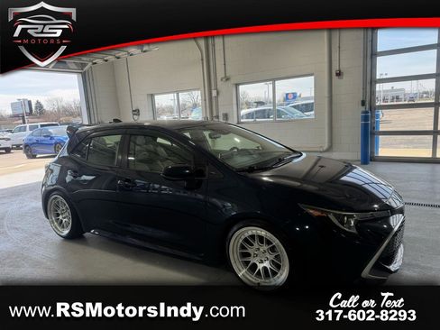 Used 2020 Toyota Corolla XSE image 1