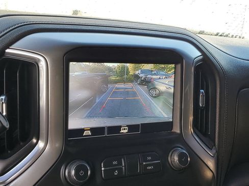 Used 2021 Chevrolet Silverado 1500 LT w/ Convenience Package II AWD/4WD image 23