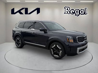 New 2025 Kia Telluride S