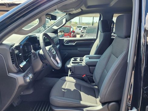 New 2026 GMC Sierra 1500 Elevation image 16