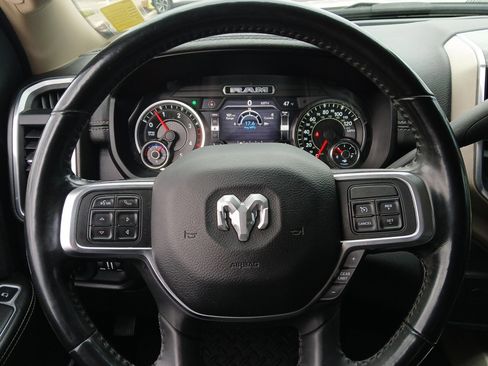Used 2020 RAM 3500 Laramie image 11