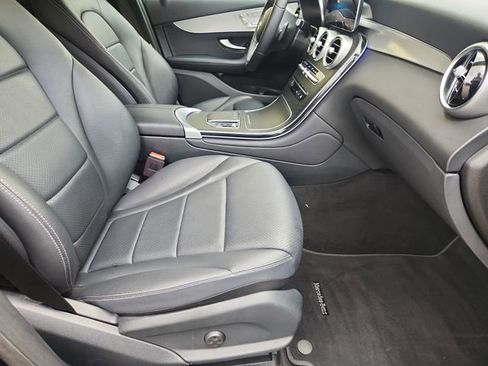 Used 2022 Mercedes-Benz GLC 300 image 26