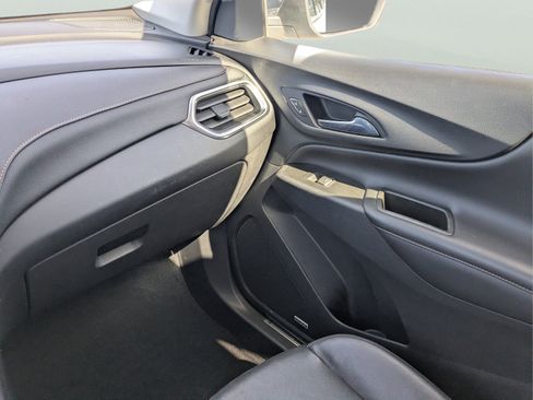 Used 2020 Chevrolet Equinox Premier AWD/4WD image 16