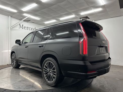 Used 2025 Cadillac Escalade Sport Platinum AWD/4WD image 5