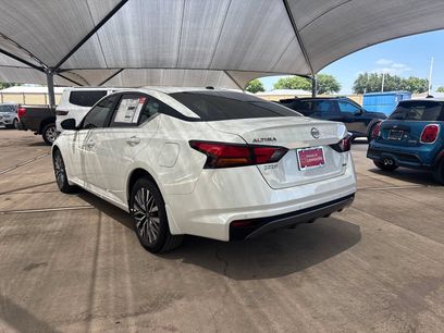 New 2026 Nissan Altima 2.5 SV