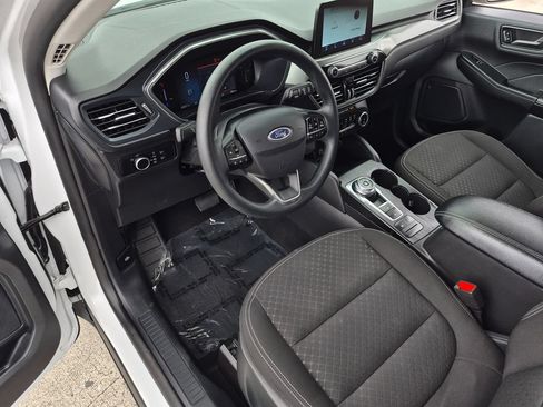 Used 2025 Ford Escape Active FWD image 13