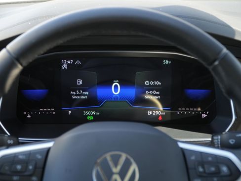 Used 2023 Volkswagen Jetta SE image 24