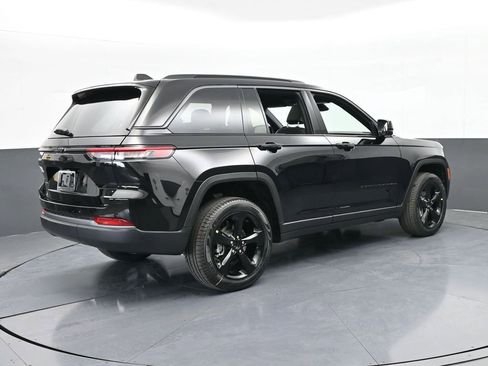 New 2026 Jeep Grand Cherokee Limited w/ Limited Altitude Package RWD image 6