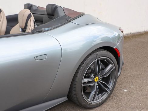 Certified 2024 Ferrari Roma Spider RWD image 58