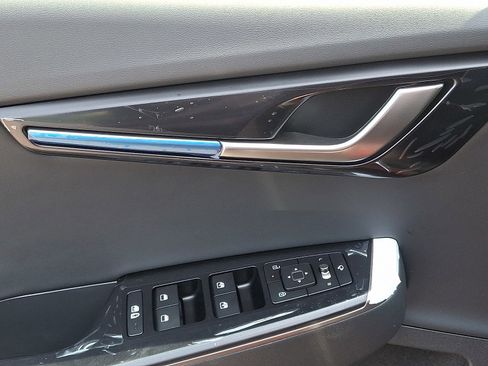 New 2025 Kia EV6 Light w/ Light LR Technology Package image 11