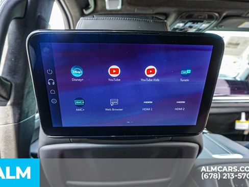 Used 2026 Cadillac Escalade ESV Platinum Sport w/ LPO, ONYX Package AWD/4WD image 36
