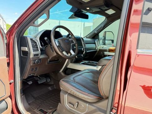 Used 2017 Ford F350 King Ranch w/ FX4 Off-Road Package AWD/4WD image 16