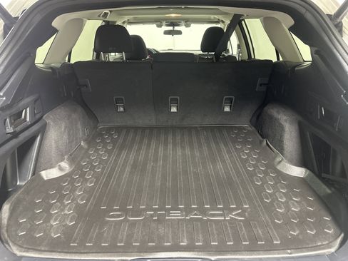 Used 2022 Subaru Outback Premium AWD/4WD image 24