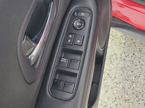 Used 2017 Honda HR-V LX image 22