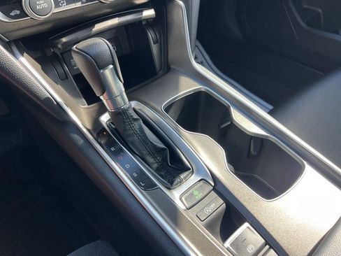 Used 2022 Honda Accord LX image 14