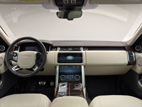 Used 2022 Land Rover Range Rover Westminster Edition image 8