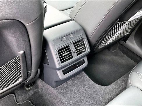 Used 2025 Audi Q5 Premium Plus w/ Premium Plus image 25