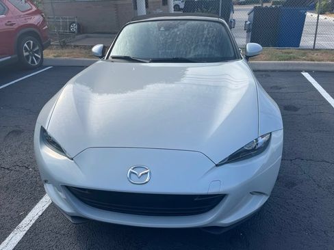 Used 2016 MAZDA MX-5 Miata Grand Touring RWD image 2