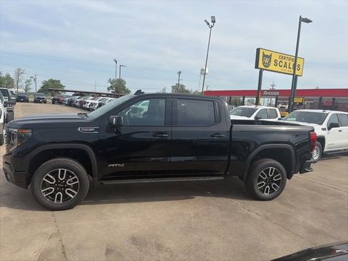 New 2026 GMC Sierra 1500 AT4 w/ AT4 Premium Package AWD/4WD image 3