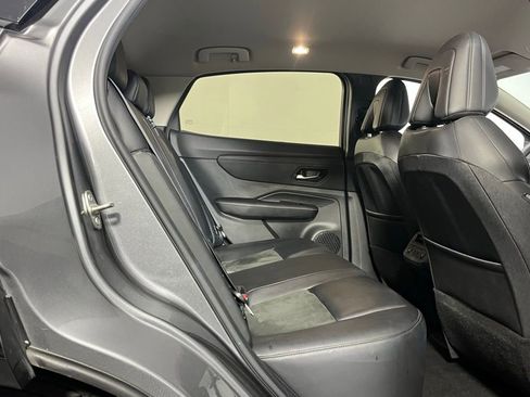 Used 2023 Nissan Ariya AWD image 28