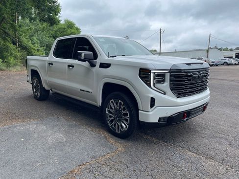 Used 2024 GMC Sierra 1500 Denali Ultimate AWD/4WD image 7