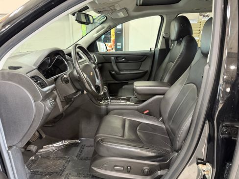 Used 2017 Chevrolet Traverse LT AWD/4WD image 8