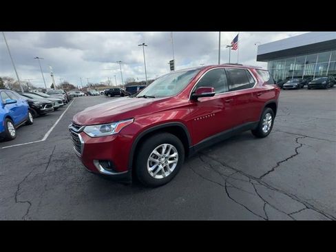 Used 2018 Chevrolet Traverse LT image 4