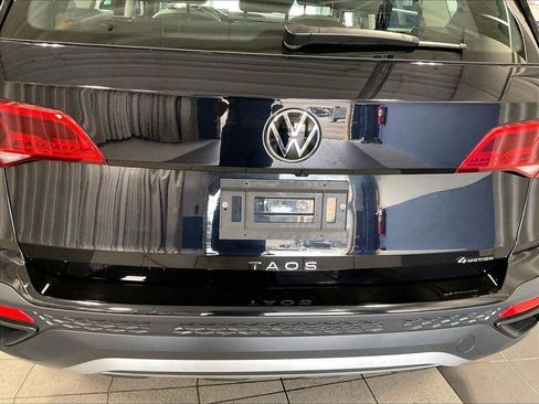 Used 2024 Volkswagen Taos S AWD/4WD image 28