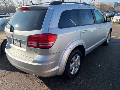 Used 2010 Dodge Journey SXT w/ Premium Convenience Group image 13