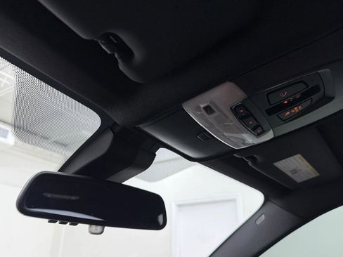 Used 2017 BMW X6 xDrive50i image 39