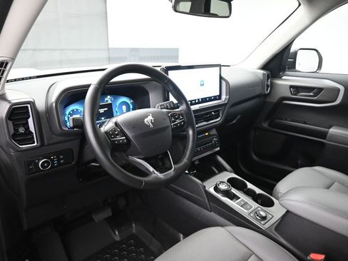 Used 2025 Ford Bronco Sport Badlands AWD/4WD image 18