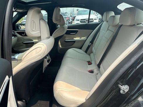 Used 2023 Mercedes-Benz C 300 4MATIC Sedan image 13