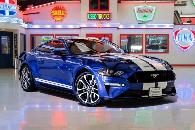 Used 2018 Ford Mustang GT Premium w/ Safe & Smart Package RWD image 1