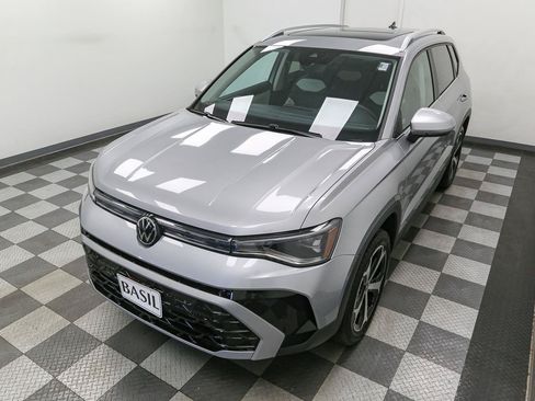New 2026 Volkswagen Taos SEL AWD/4WD image 6