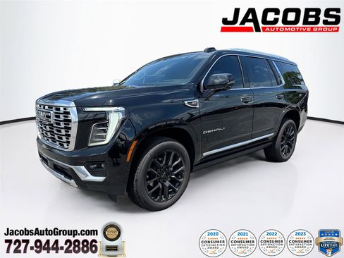 Used 2026 GMC Yukon Denali w/ Sun & Power Step Package AWD/4WD image 1