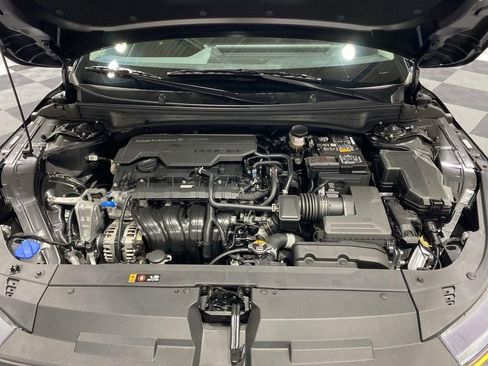 New 2026 Kia K4 LXS image 18