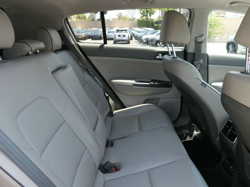 Used 2017 Kia Sportage EX w/ EX Premium Package FWD image 25