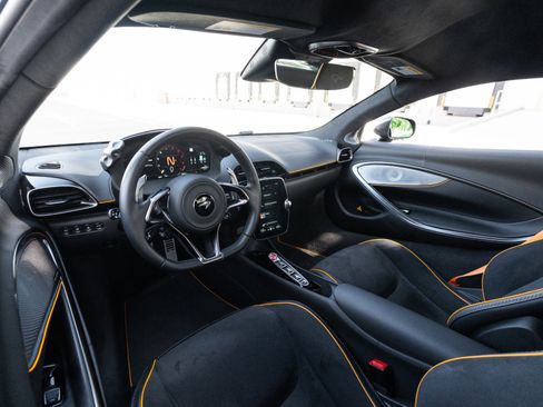 Used 2023 McLaren Artura RWD image 76