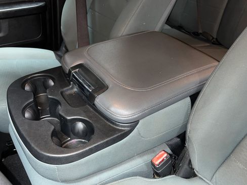 Used 2018 RAM 1500 Express w/ Express Value Package image 31