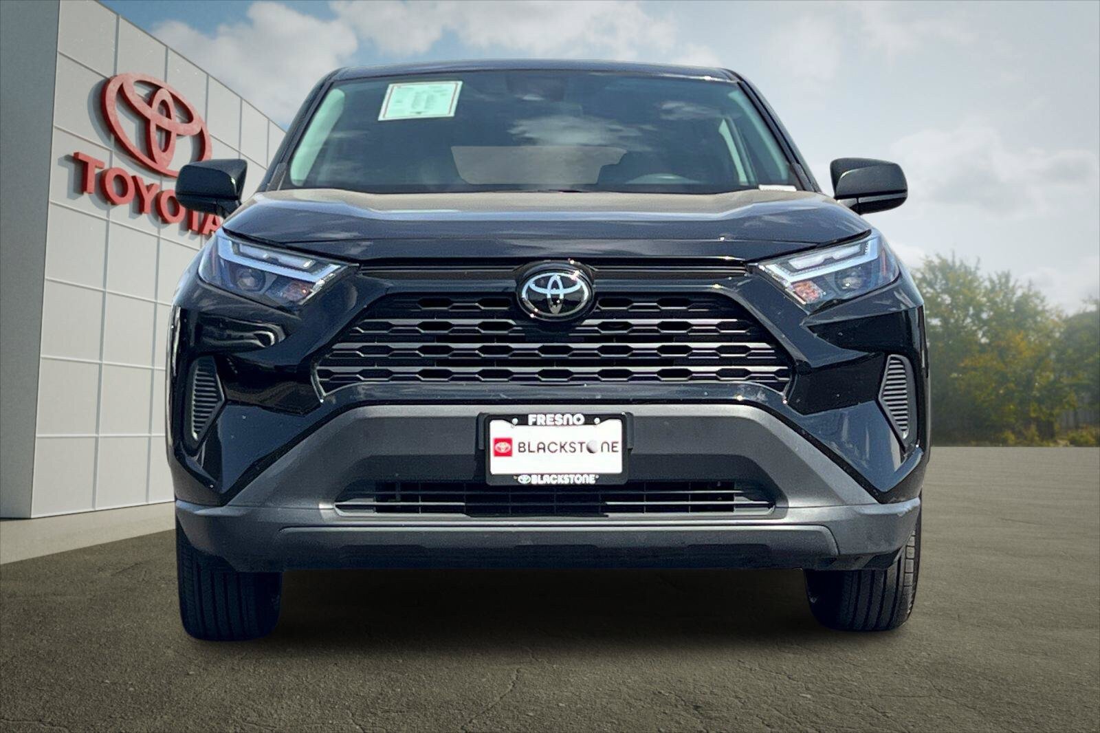 Certified 2025 Toyota RAV4 LE AWD/4WD image 8