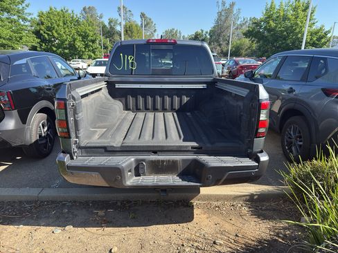 Used 2025 Nissan Frontier PRO-4X w/ Pro Premium Package AWD/4WD image 5