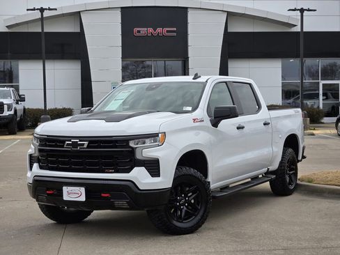 Used 2024 Chevrolet Silverado 1500 LT Trail Boss w/ Protection Package image 1