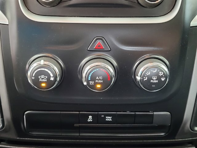 Used 2024 RAM 1500 Classic SLT AWD/4WD image 21